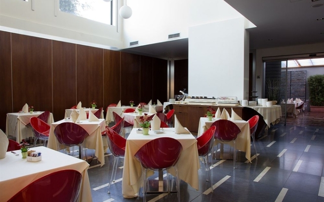 Hotel Vouzas