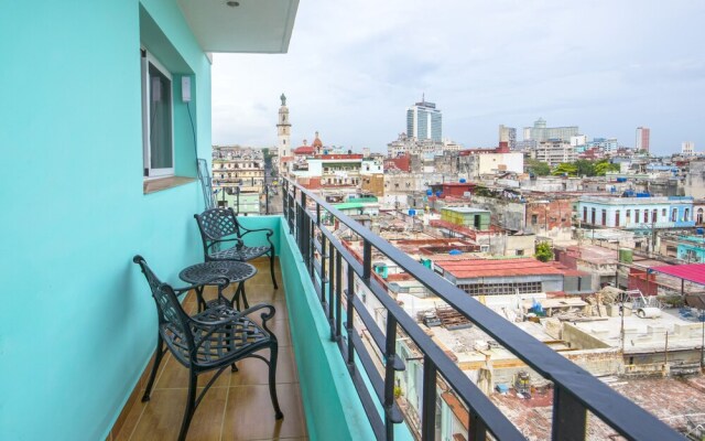 Luxury Neptuno Apartment