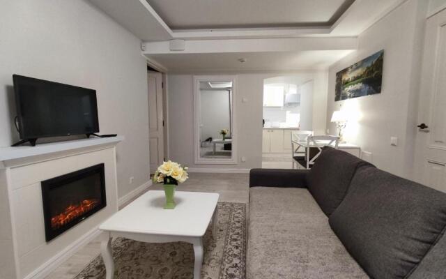 Romantic suite with sauna, free parking