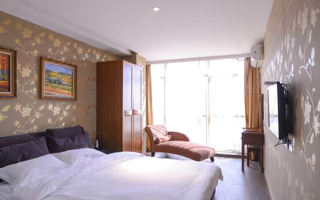 Yihe Express Chain Hotel (Zhenjiang South High-speed Railway Station)