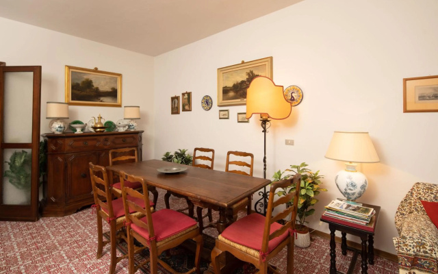 Imperiale Apartment by Mmega