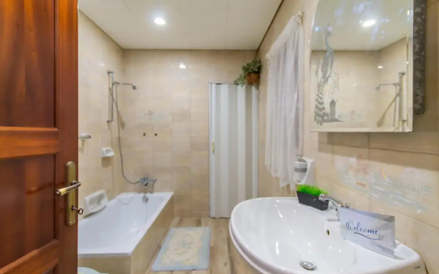 Madonnina Sunny Townhouse in Kalkara