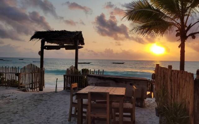 Coco Beach Hotel