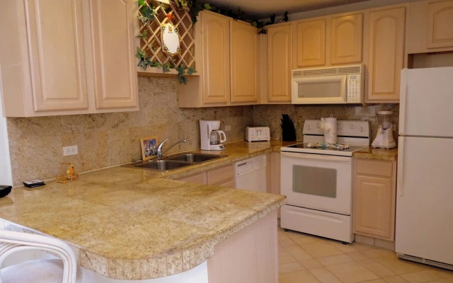 Baja 403 - 2 Br Condo