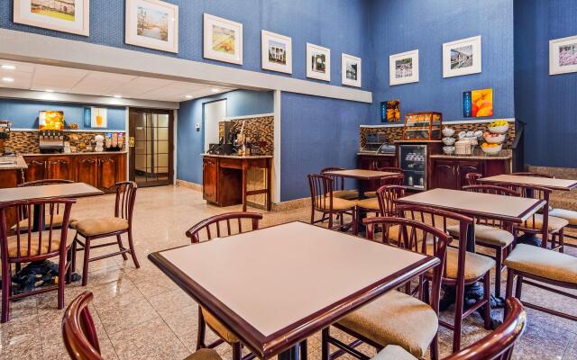 Best Western Riverside Inn