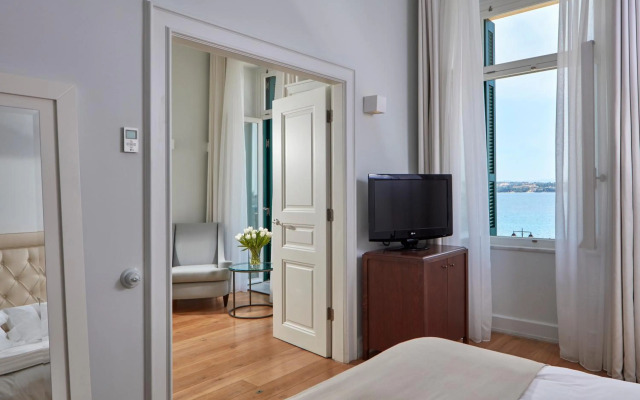 Poseidonion Grand Hotel