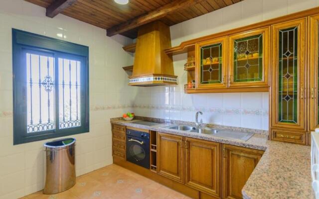 Finca El Mirador Malaga by Ruralidays