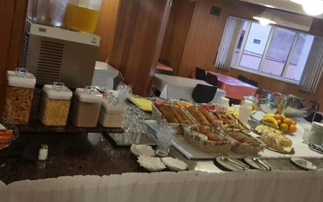 Binder Hotel Mogi Guaçu