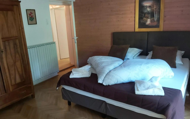 Apartments & Rooms Florjana