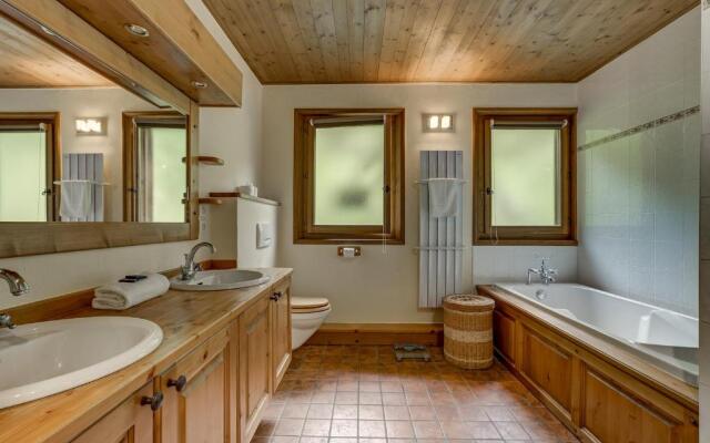 Chalet Ecritoire - Alpes Travel - Les Houches - Sleeps 10