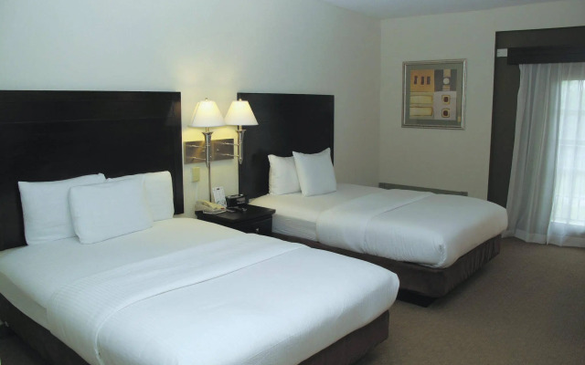 District 3 Hotel, Ascend Hotel Collection