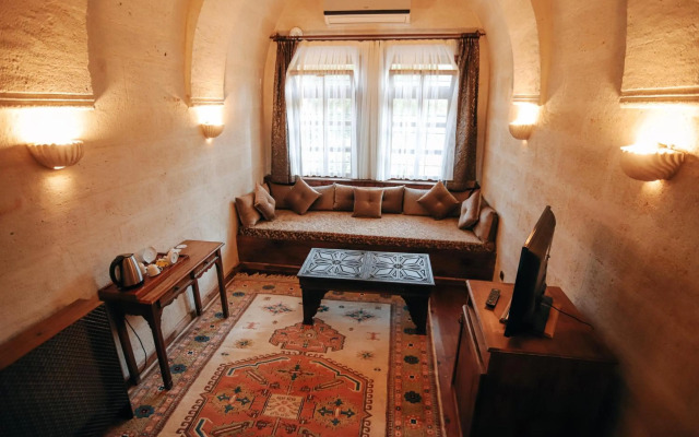 Melis Cave Hotel