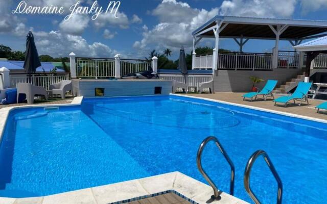 Bungalow Cannelle - Piscine et Jaccuzi