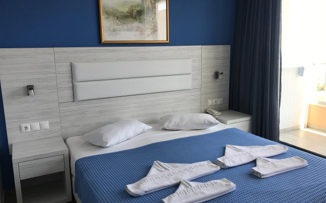 Blue Aegean Hotel & Suites