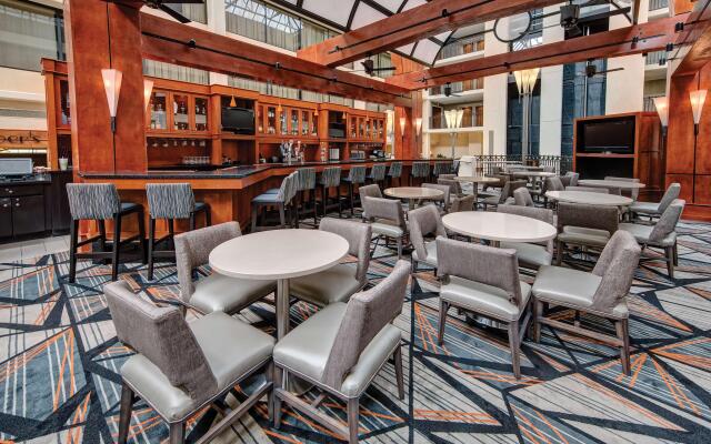 Hilton Knoxville Airport