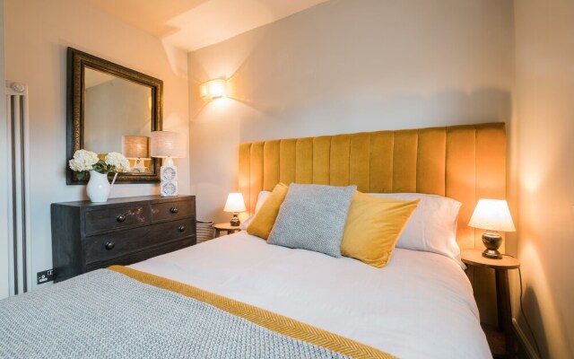 Elegant 1BR Flat in Marylebone