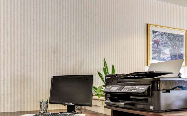 Quality Inn Spring Mills - Martinsburg North