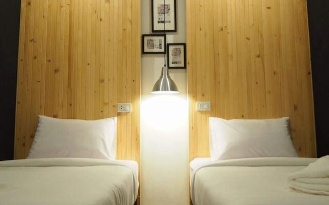 INDY Room Hostel