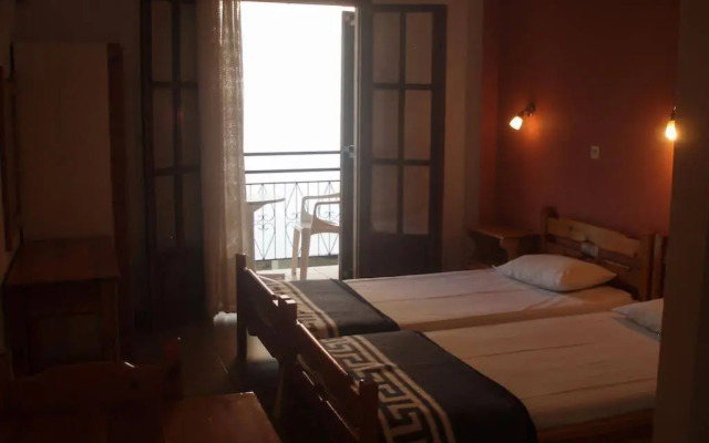 Marilena Apartments & Studios