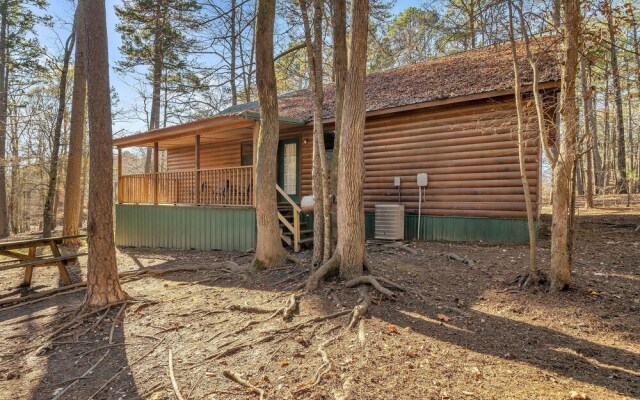 The Honeysuckle 2 Bedroom Cabin by Redawning