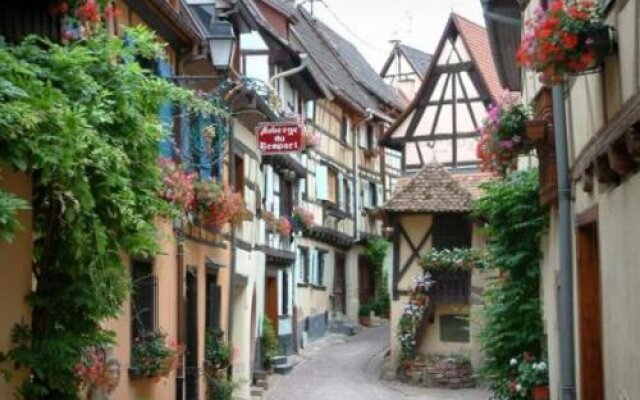 4 bedrooms luxury appartment for 10p in Eguisheim, 10 mn from Colmar