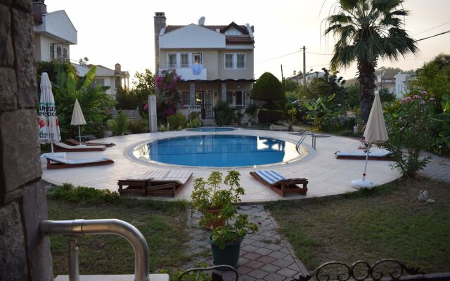 Yanar Villas