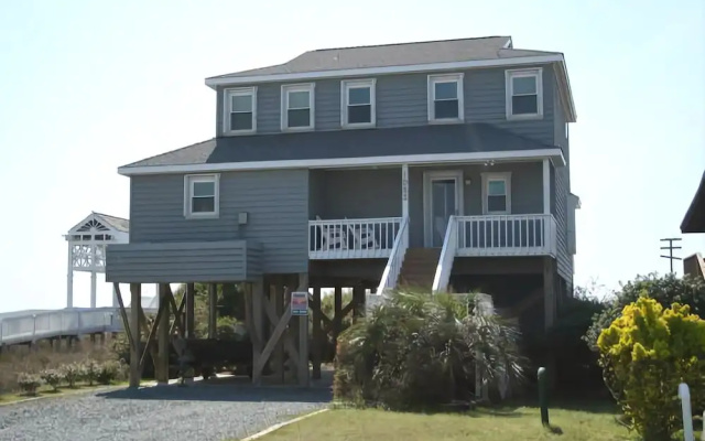Sandy Shores - 4 Br Home