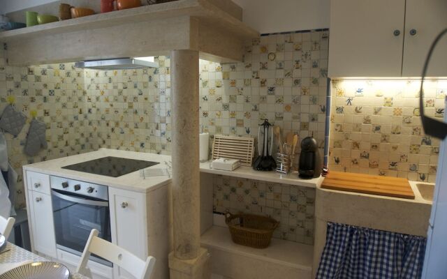 Avenida Cozy Apartment