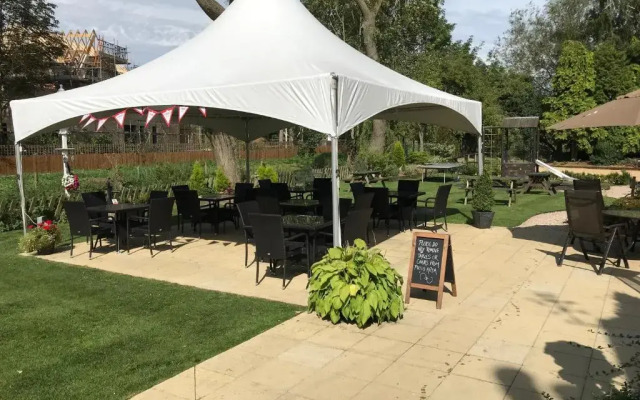 The White Lion Inn
