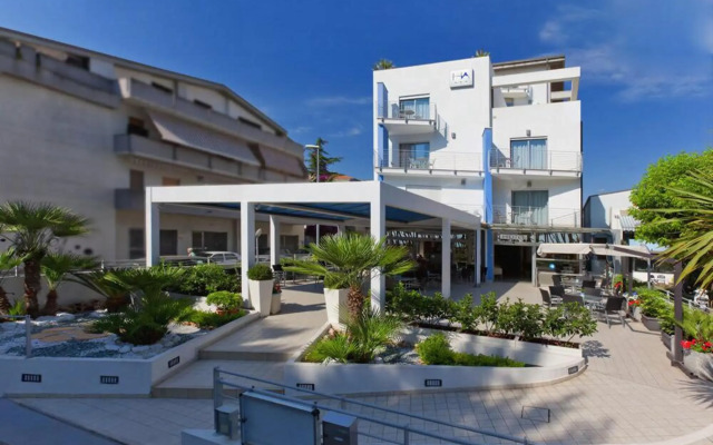 Hotel Antares