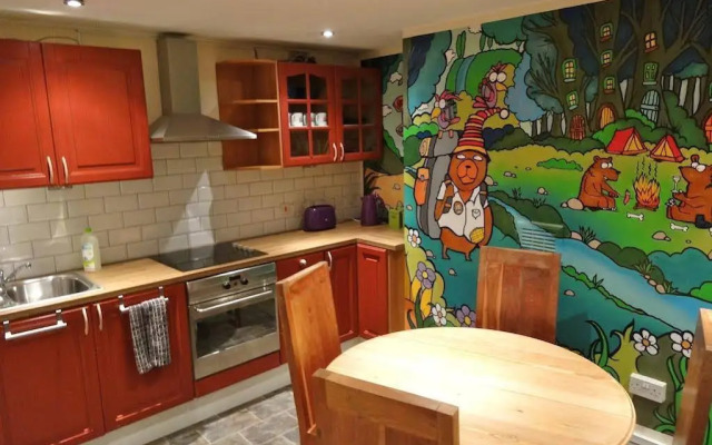 Igloo Backpackers Hostel & Annexe