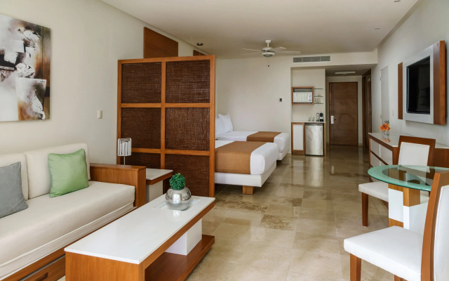 The Reef 28 Hotel & Spa - Luxury Adults Only - All Suites