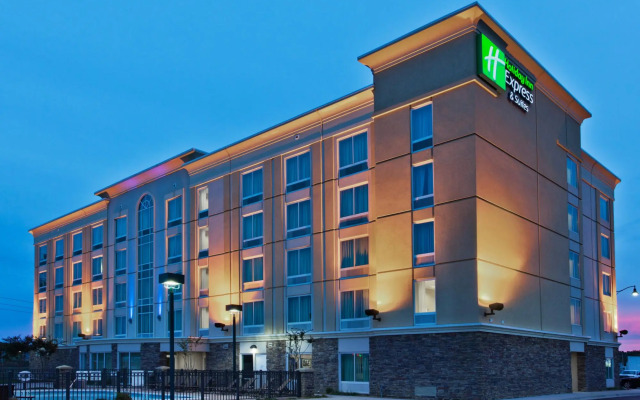Holiday Inn Express Hotel & Suites Jackson Northeast