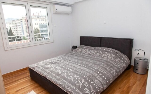 Apartment with Lovely View At Kolonaki