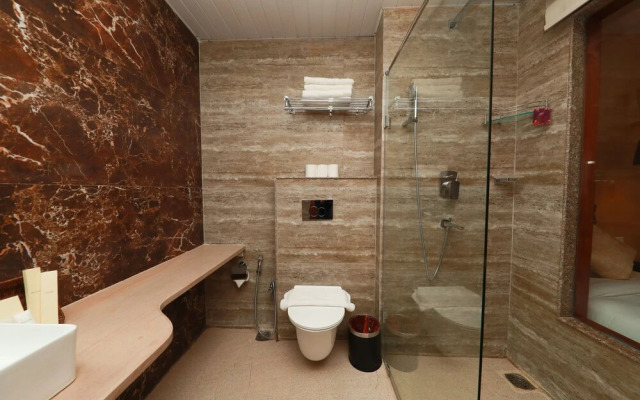 Woodapple Hotel and Spa