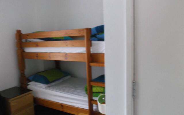 Fairman House - Hostel