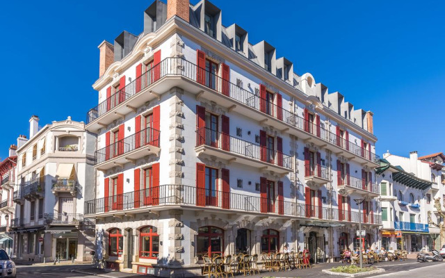 MADISON Saint Jean de Luz - Handwritten Collection