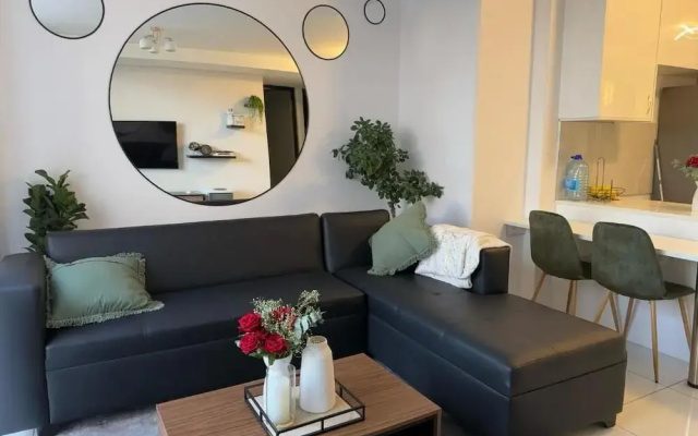 77 on Independence Apartments