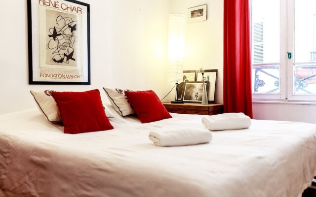 Montmartre Apartments - Monet