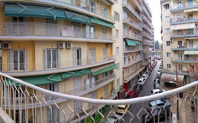 Kosmima Deluxe Apt Must