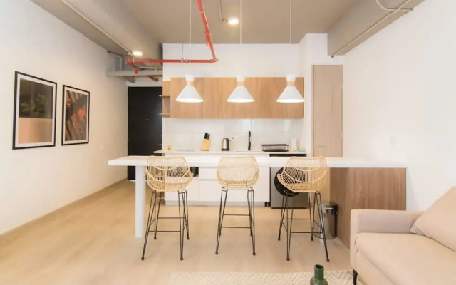 w Lovely Loft in Laureles