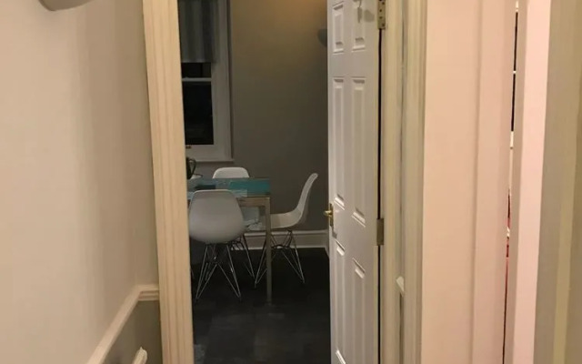 Woodstock Road Apartments (Peymans)