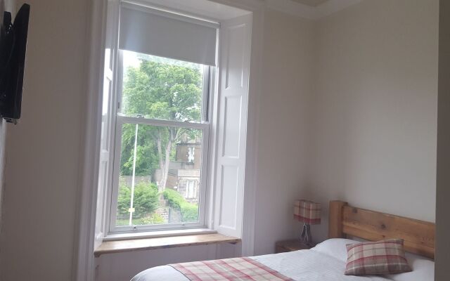 18 Craigmillar Park Guest House