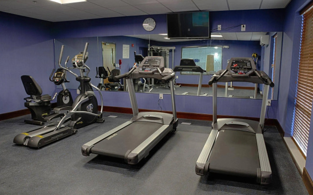 Holiday Inn Express & Suites Sidney by IHG