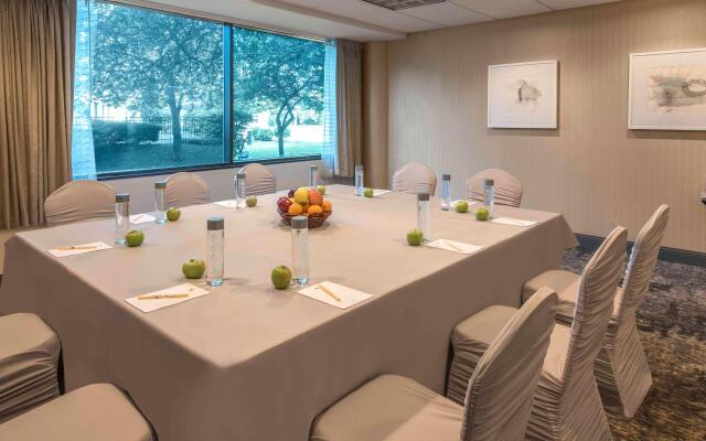DoubleTree by Hilton Chicago Schaumburg