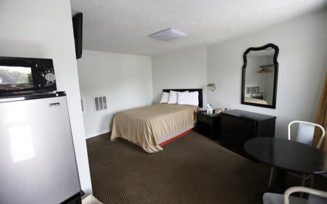 Plaza Motel Clyde