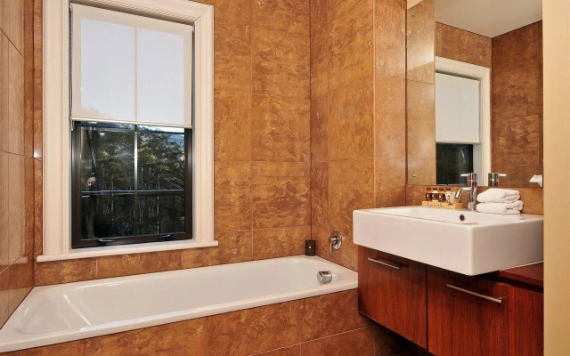 Platinum Queenstown Villas