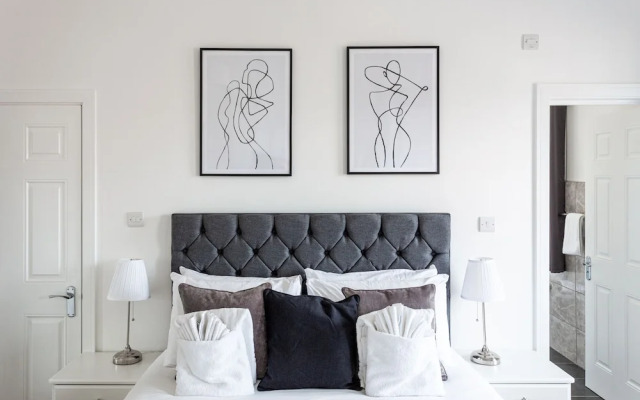 The Regency Apartments