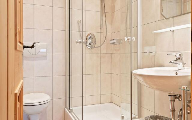Quaint Villa in Zellberg with Terrace