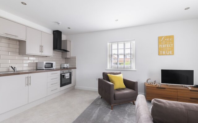 2 Bedroom Town Centre Apartment